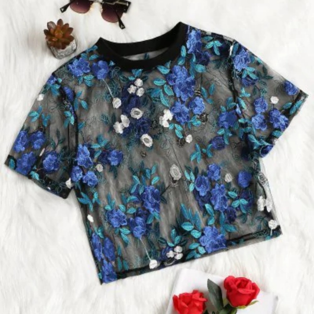 Flower tee - Picture 2 of 6